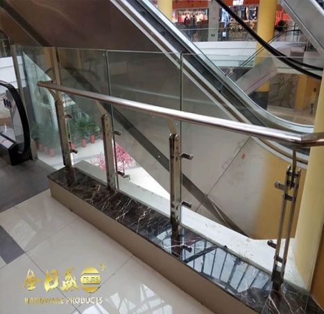 不锈钢商场护栏JRS08